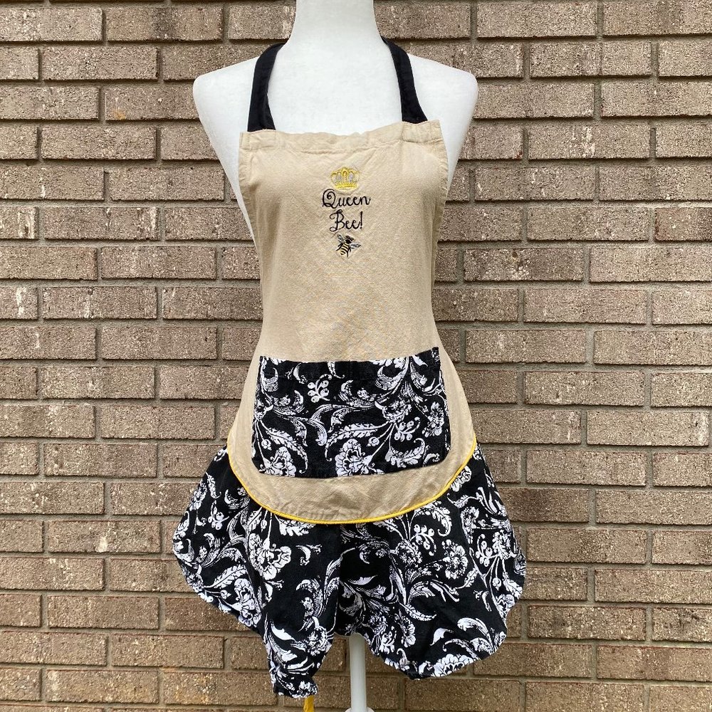 DII Queen Bee Ruffle Apron - Picture 6 of 6